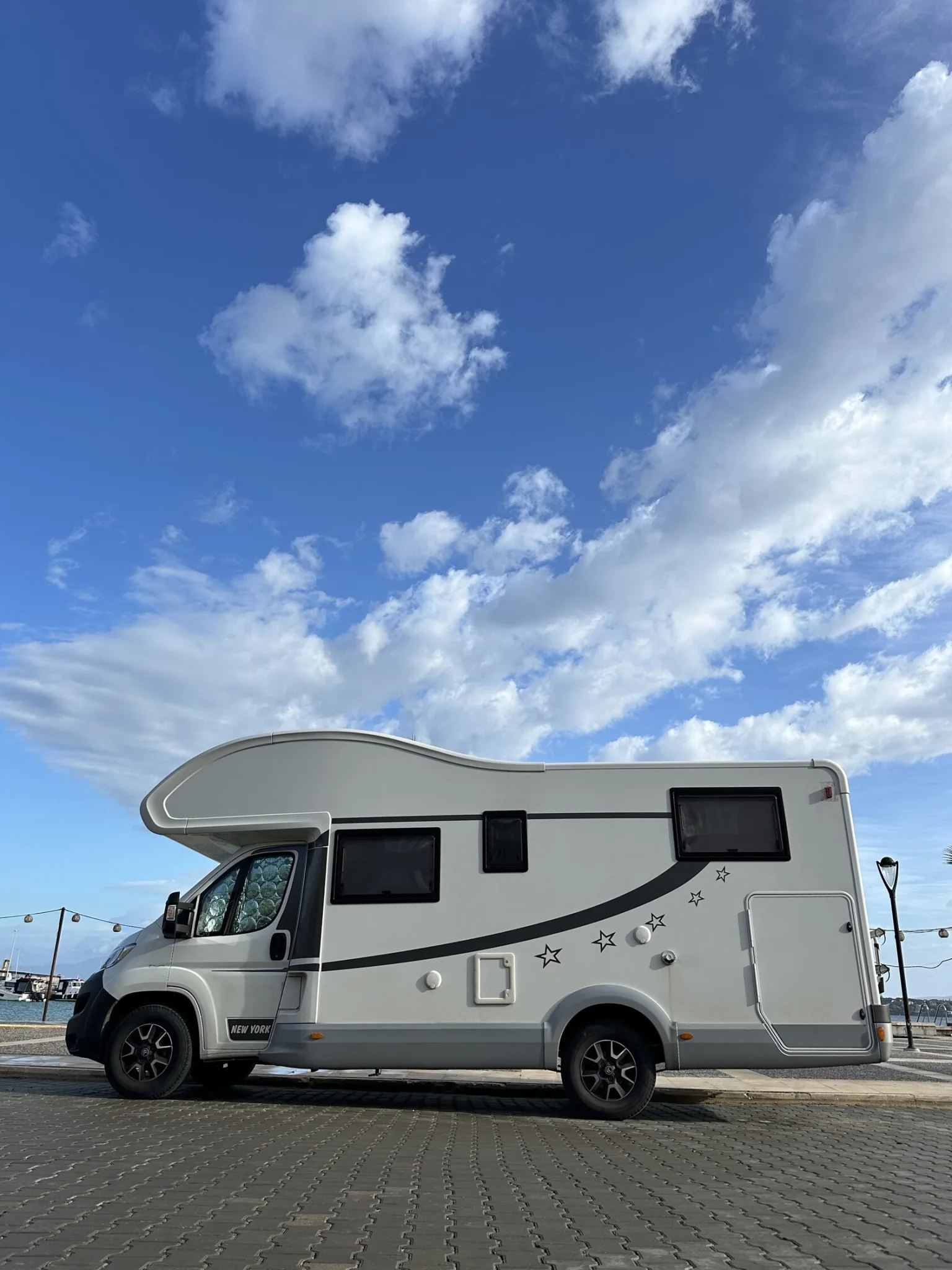 Motorhome.ge Citroën Miller 2020 Alcove, open photo 3