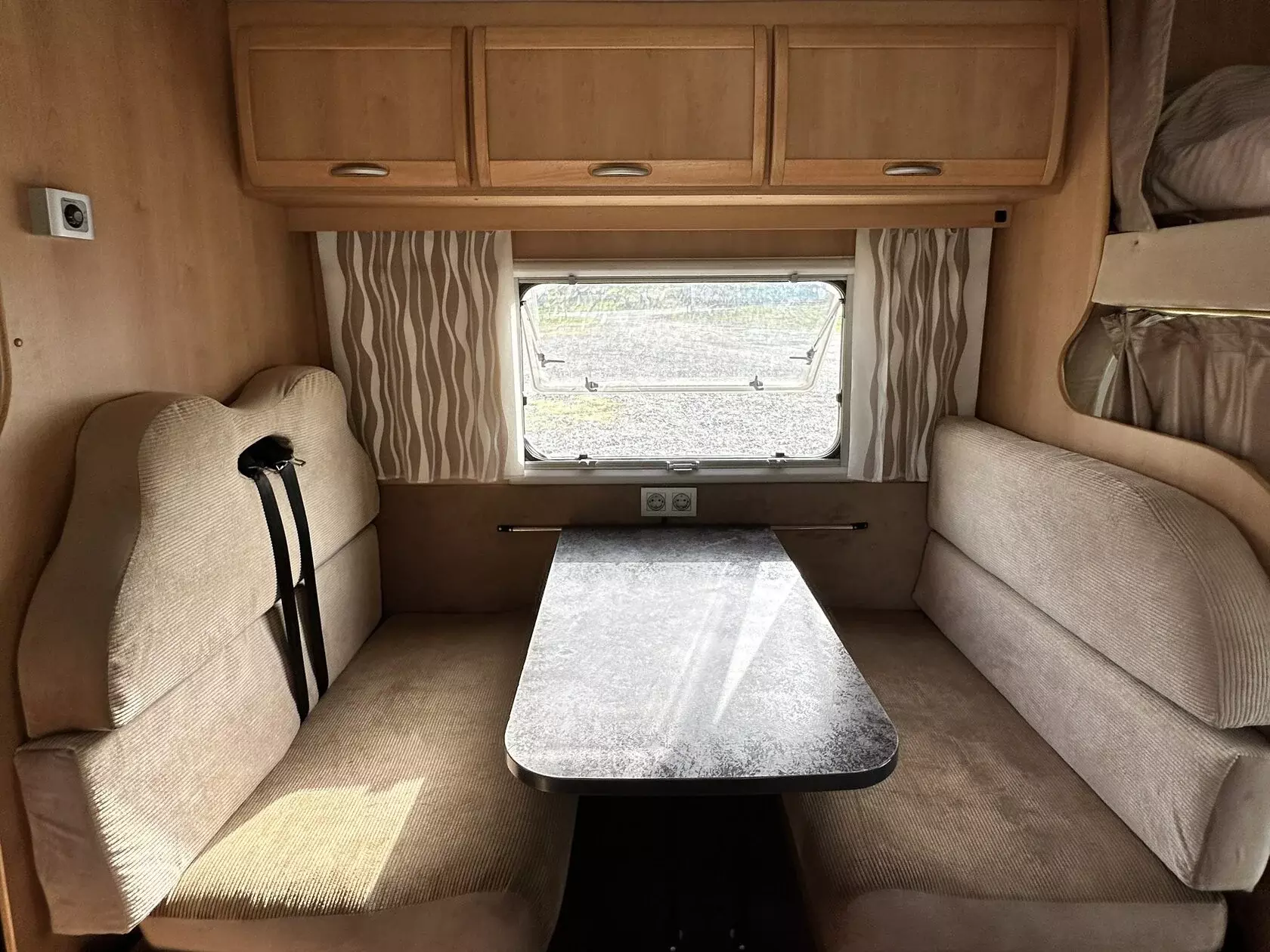 Motorhome.ge Fiat SEA A610 Alcove, open photo 4