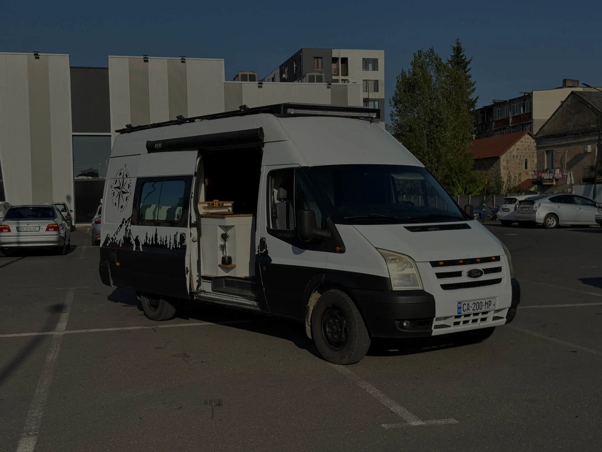 MTA Huckleberry Ford Transit, open photo 2
