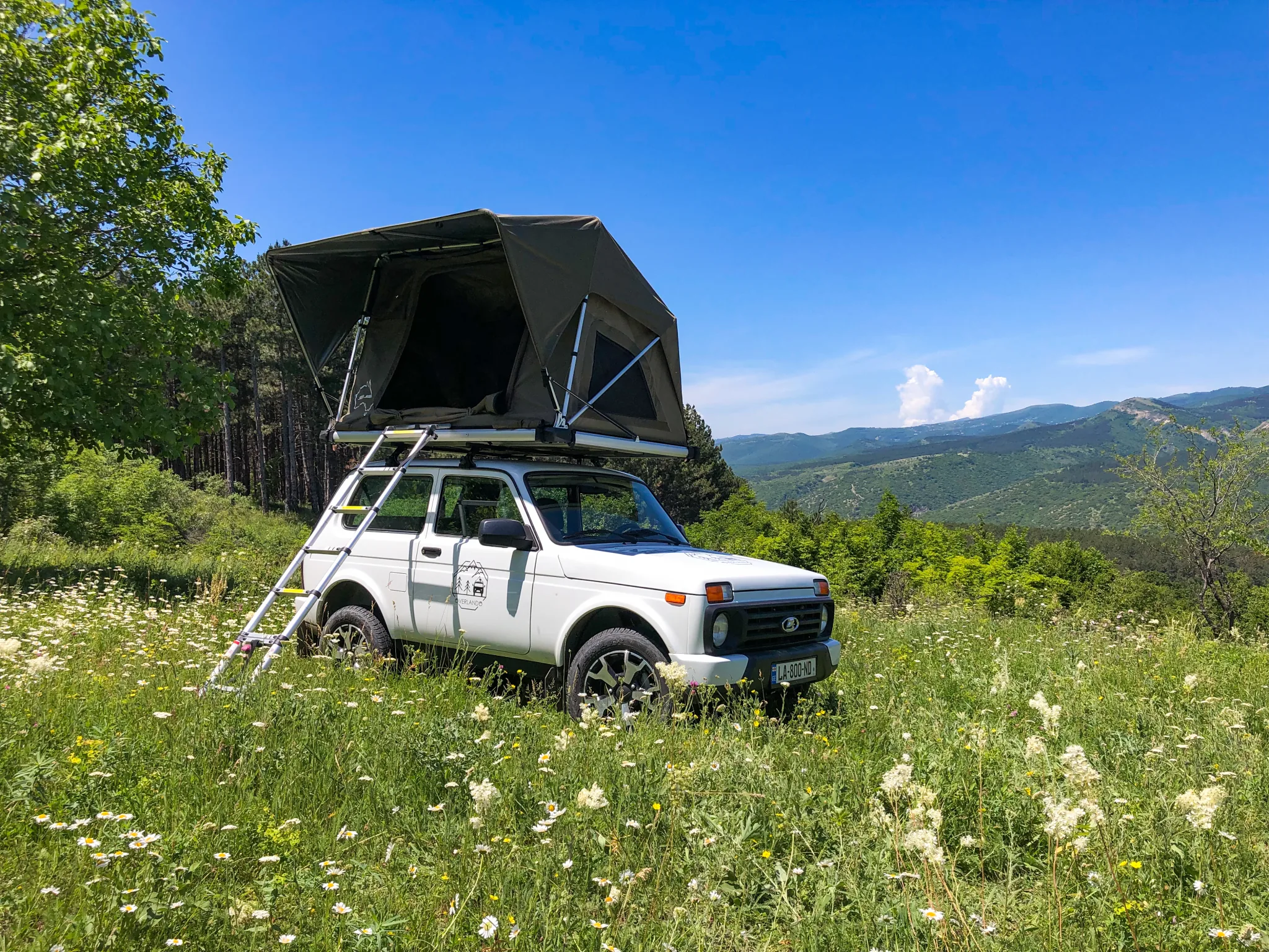 Overlando Lada Niva 4x4 Camping Car, open photo 3