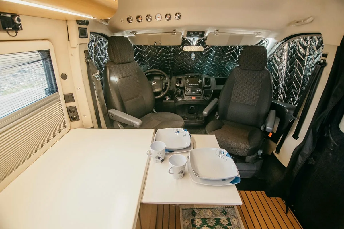 RV Rent GE Blueberry Campervan, open photo 5