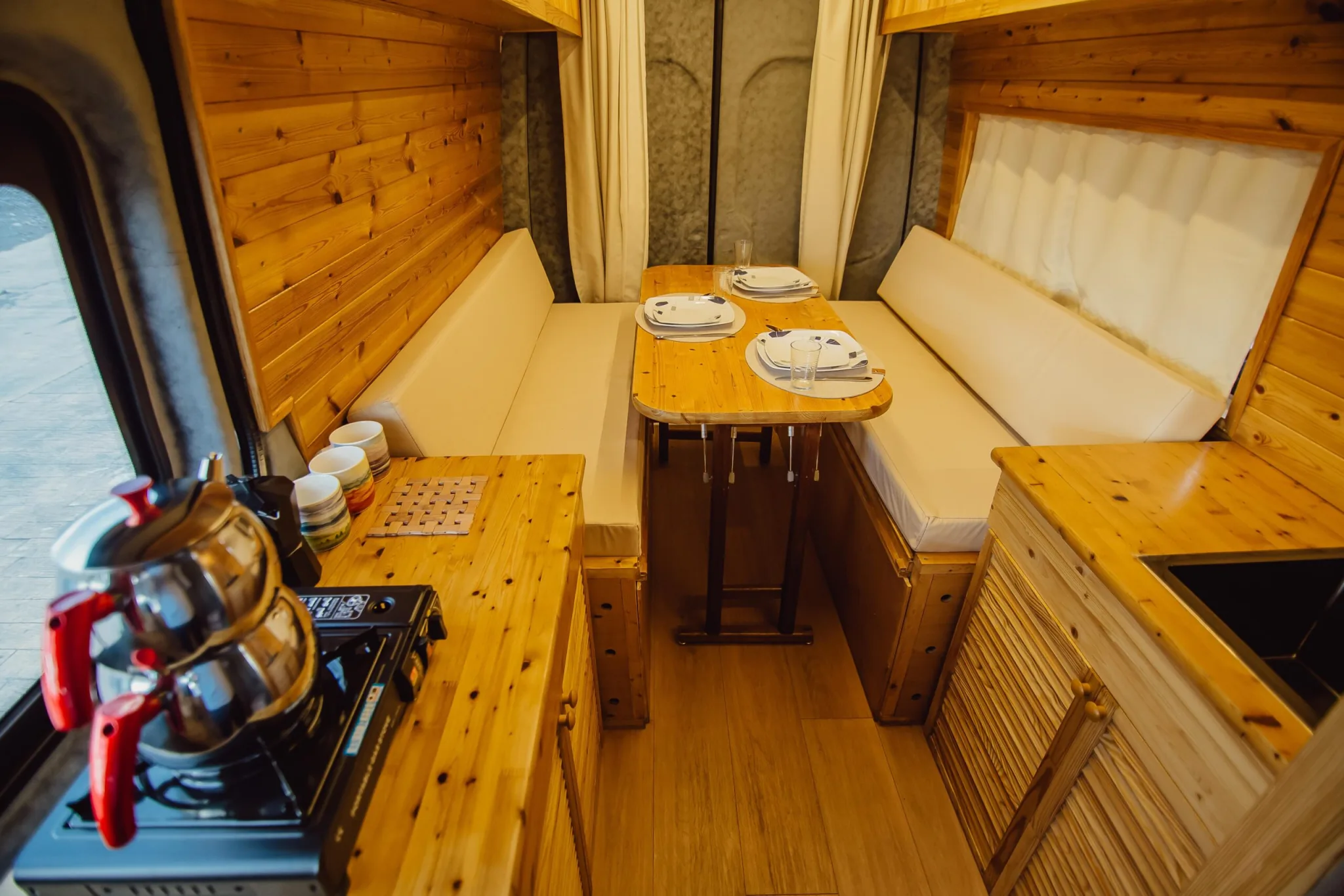 RV Rent GE Mercedes Sprinter Automatic, open photo 2