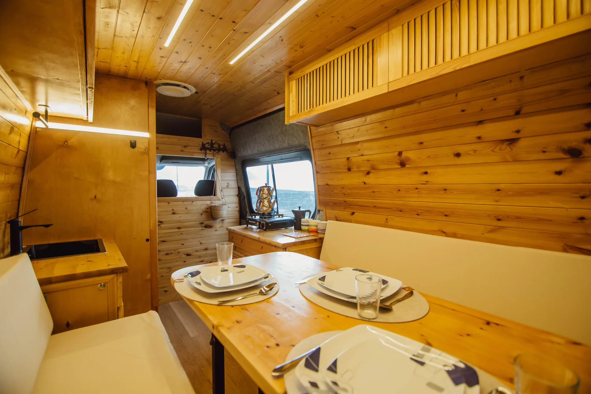 RV Rent GE Mercedes Sprinter Automatic, open photo 3