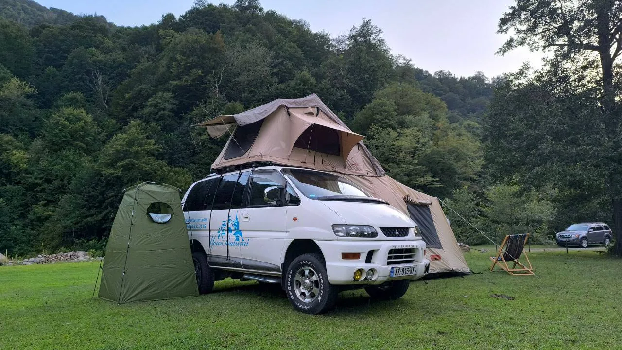 RV Rent GE Mitsubishi Delica 4x4, open photo 5