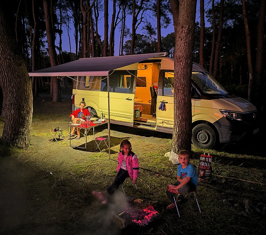 RV Rent GE VW Crafter Campervan, open photo 4